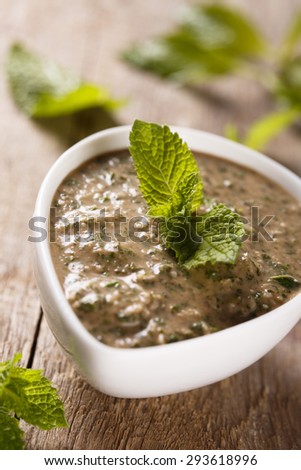 Mint pesto with spices
