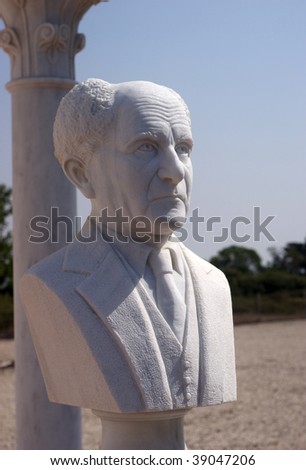 Sculpture of David Ben Gurion