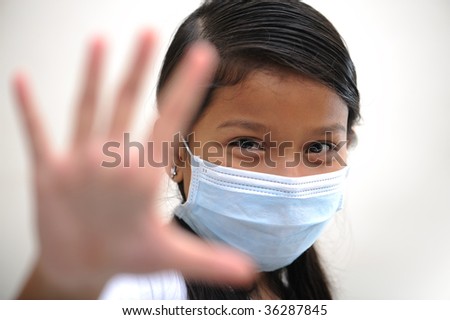 girl wear mask for protection flu virus