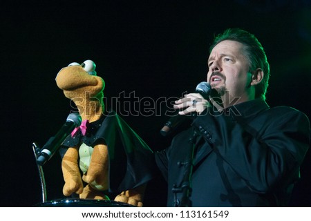 LINCOLN, CA - SEPT 15: AMG winner Terry Fator performs with Winston at Thunder Valley Casino Resort in Lincoln, California on September 15th, 2012