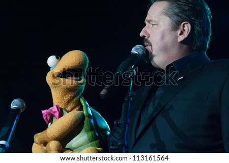 LINCOLN, CA - SEPT 15: AMG winner Terry Fator performs with Winston at Thunder Valley Casino Resort in Lincoln, California on September 15th, 2012