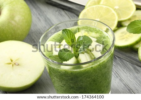 fruit green  smoothie