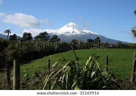 Mt Taranaki a dormant volcano in New Zealand