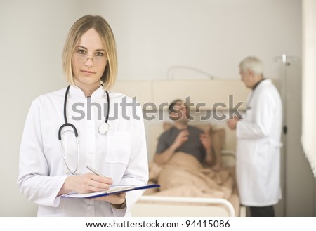 Conversation in the hospital between doctor and patient