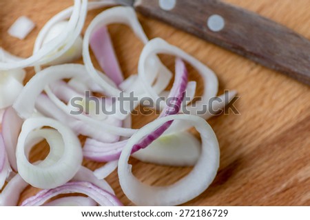 Rings of red and white onion closeup
