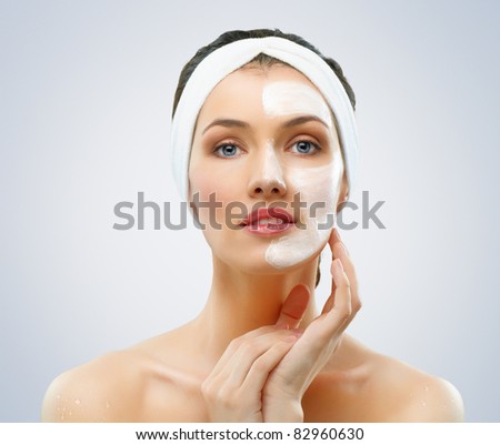 beauty women getting facial mask beauty women getting facial mask
