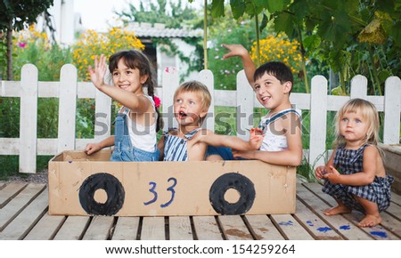 children play in the car children play in the car