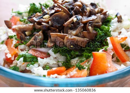 vegetable salad with mushrooms