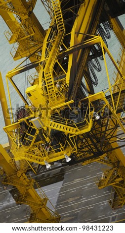 big sea port crane system from Singapore sea port