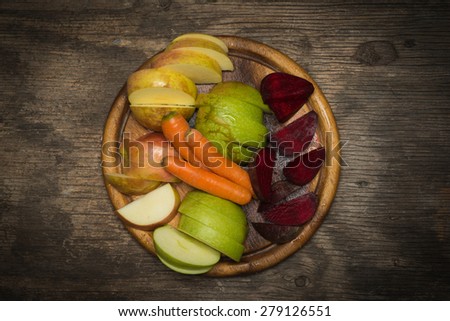 Beetroot, carrots and apple