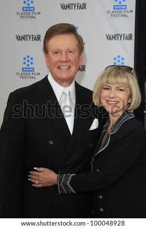 LOS ANGELES - APR 12: Wink Martindale, wife Sandy at the TCM Classic Film Festival opening night premiere - 40th anniversary restoration of \'Cabaret\' on April 12, 2012 in Los Angeles, California