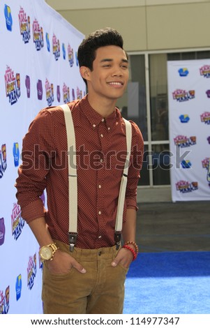LOS ANGELES - OCT 6: Roshon Fegan at the 'Make Your Mark: Shake It Up Dance Off 2012' at LA Center Studios on October 6, 2012 in Los Angeles, California