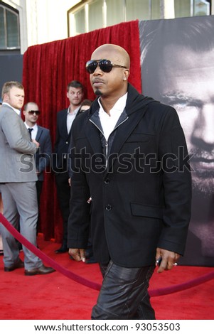 LOS ANGELES - MAY 2:  MC Hammer at the premiere of Thor at the El Capitan Theater, Los Angeles, California on May 2, 2011.