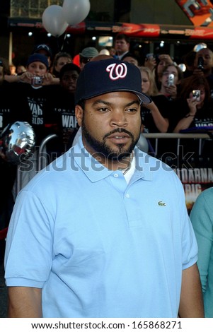Ice Cube at War of the Worlds Premiere, Grauman\'s Chinese Theatre, Los Angeles, CA, June 27, 2005