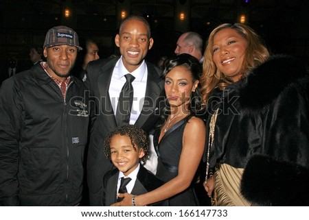 Mos Def, Will Smith, Jaden Smith, Jada Pinkett Smith, Queen Latifah at Museum of the Moving Image Salute to Will Smith, Waldorf-Astoria Hotel, New York, December 03, 2006