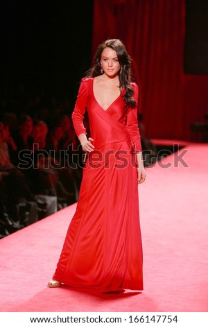 Lindsay Lohan at fashion show for The Heart Truth Red Dress Fall 2006 Collection-Olympus Fashion Week, Bryant Park, New York, Friday, February 03, 2006