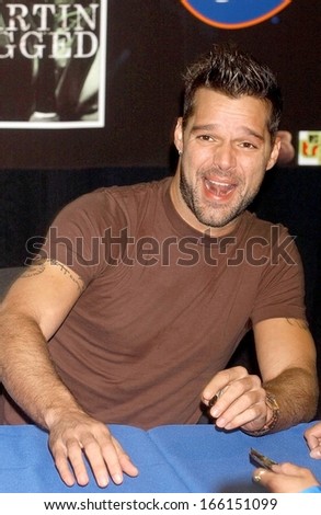 Ricky Martin at in-store appearance for Ricky Martin MTV Unplugged New Album Signing, FYE, For Your Entertainment, Store, New York, NY, November 09, 2006