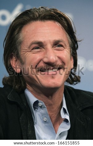Sean Penn at the press conference for ALL THE KING\'S MEN Press Conference -Toronto International Film Festival, Sutton Place Hotel, Toronto September 10, 2006