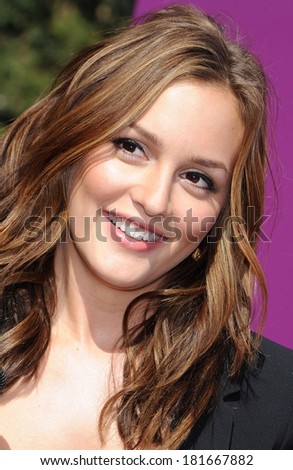 Leighton Meester in attendance for Public Rally to Take a Stand Against Domestic Violence, Union Square, New York, NY, October 02, 2008