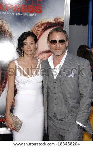 Satsuki Mitchell, in a Herve Leger dress, Daniel Craig at Premiere of THE PINEAPPLE EXPRESS, Mann\'s Village Theatre in Westwood, Los Angeles, July 31, 2008