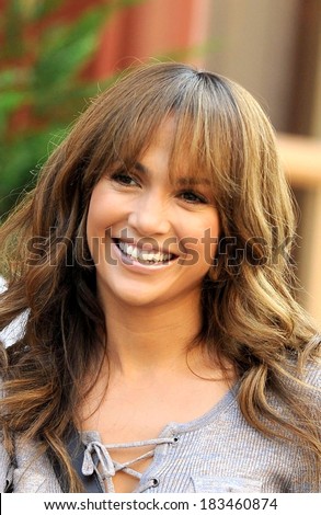 Jennifer Lopez on location for THE BACK-UP PLAN Film Shoot - FRI, Manhattan, New York, NY July 17, 2009