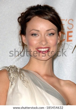 Olivia Wilde in the press room for People\'s Choice Awards 2010 - PRESS ROOM, Nokia Theatre, Los Angeles, CA January 6, 2010
