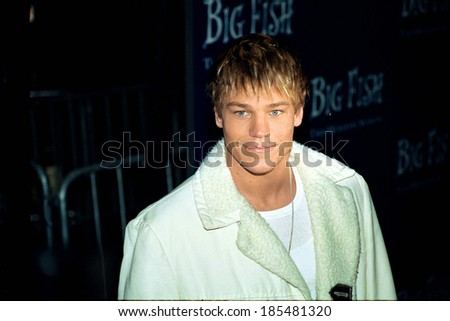 Marty West, of GUIDING LIGHT, at premiere of BIG FISH, NY 12/4/2003