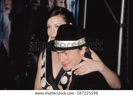 Liv Tyler and Royston Langdon at the premiere of LORD OF THE RINGS THE TWO TOWERS, 12/5/2002, NYC