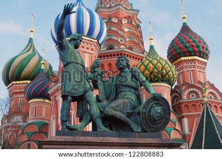 St. Basil Cathedral, monument to Minin and Pozharskiy, Red Square, Moscow, Russia.