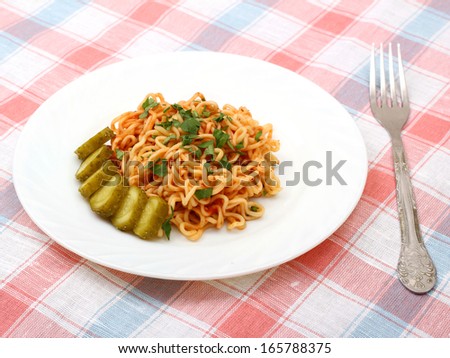 cooked pasta with sauce