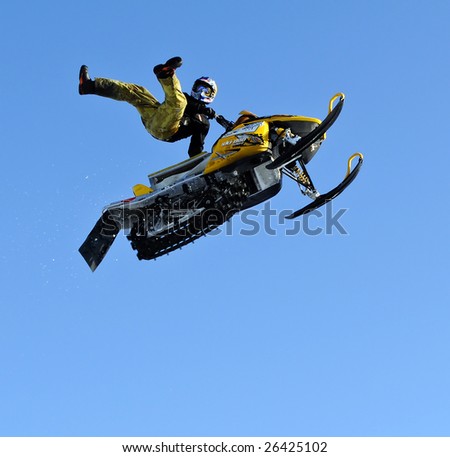 Snowmobile+jump+pictures World Record Snowmobile Jump. Snowmobile+jump+pictures