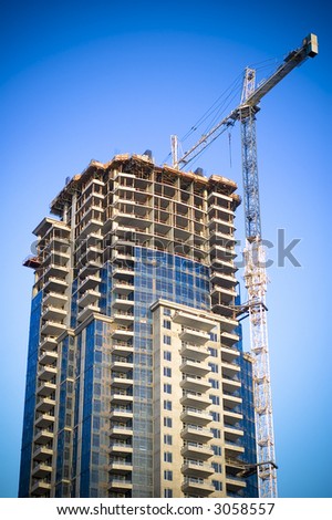 Building and construction crane