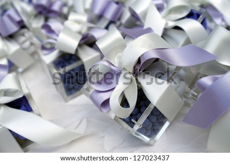wedding table with favors and present
