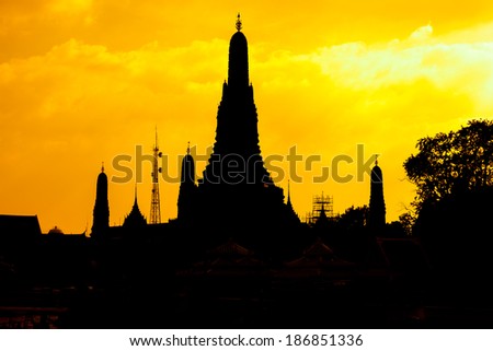 Wat Arun in Bangkok of Thailand, The Temple of Dawn, silhouette