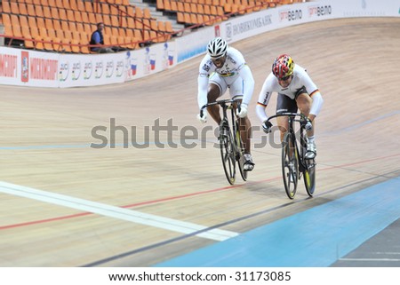 MOSCOW - MAY 29: Gregory Bouge (L) of France participates in European Track Cycling Cup May 29, 2009 in Moscow, Russia
