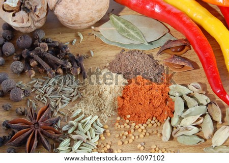 spice: pepper anise-tree cumin fennel cloves bay leaf