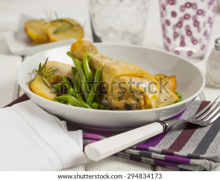 Chicken with vegetables and potatoes