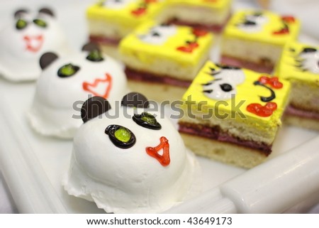 funny faces cakes