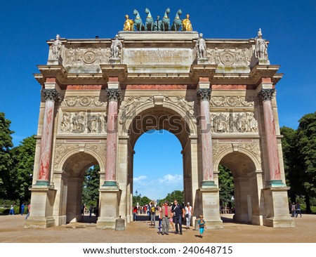 PARIS, FRANCE - JUNE 9: Triumphal Arch (Arc de Triomphe du Carrousel) at Tuileries gardens. Monument was built between 1806-1808 to commemorate Napoleon\'s military victories.
