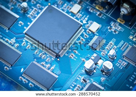 Electronic circuit chip on pcb board