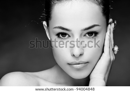 beautiful young woman face, close up, black and white
