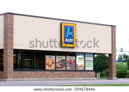 EAU CLAIRE, WI/USA - JUNE 24, 2014:  Aldi grocery store exterior.  Aldi is is a global discount supermarket chain based in Germany.