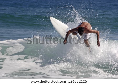 Photo of Surf maneuver