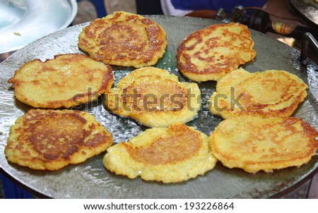 vegetable pancakes made from sweet corn, fried cream sweet corn