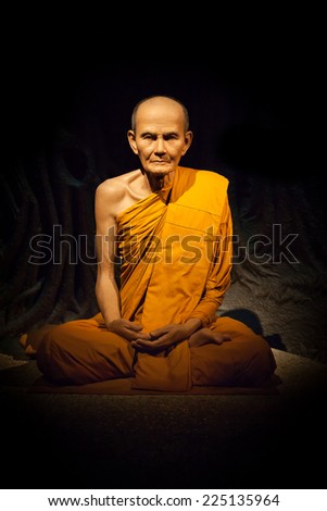 NAKORNPRATHOM,THAILAND-AUGUST 25: Luang Poo Mun considered the true and leader of all monks dedicated to Kammatthana practice at Thai Human Imagery Museum on August 25,2014 in Nakornprathom,Thailand