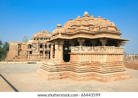 The beautiful Sasbahu, or Mother-in-Law and smaller Daughter-in-Law temples in Gwalior, Madhya Pradesh, India