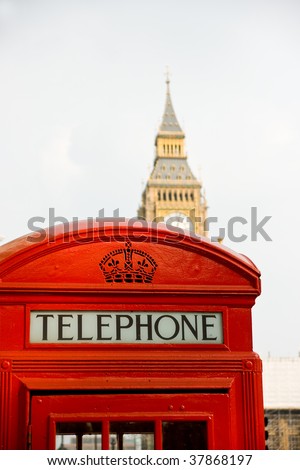 Traditional red London phone booth