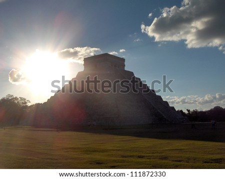 pyramid Columns of the kings, Chichen Itza Mayan Ruins in Riviera Maya, Mexico
