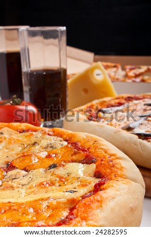 four cheese pizza and cola