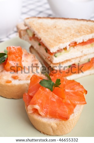 sandwiches with smoked salmon